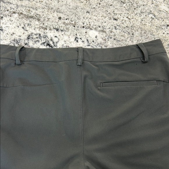 Lululemon ABC Jogger Men's Dark Charcoal Grey‎ (34"x30 1/2") - Picture 14 of 15